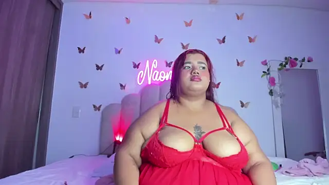 Snapshot of NaomiAsha chatting on 11/01/25, 11:07 NaomiAsha online show from 11/01/25, 11:07