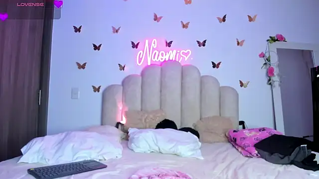 Snapshot of NaomiAsha chatting on 11/29/25, 11:41 NaomiAsha online show from 11/29/25, 11:41