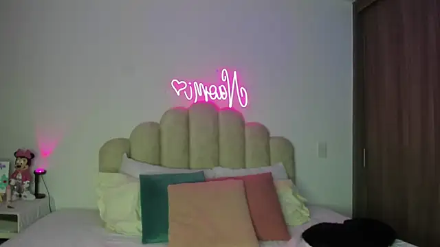 NaomiAsha online show from 02/20/26, 08:20