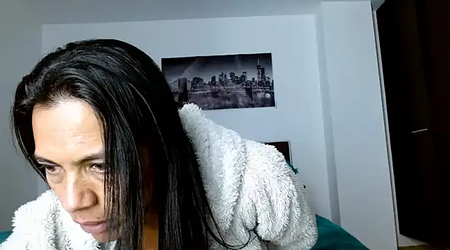 chicafitcaliente online show from 01/09/25, 03:26