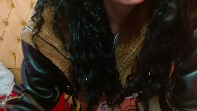 Snapshot of AlexandraJones_ chatting on 02/15/25, 08:00 AlexandraJones online show from 02/15/25, 08:00