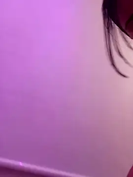 Snapshot of AlexandraJones_ chatting on 03/10/25, 06:38 AlexandraJones online show from 03/10/25, 06:38