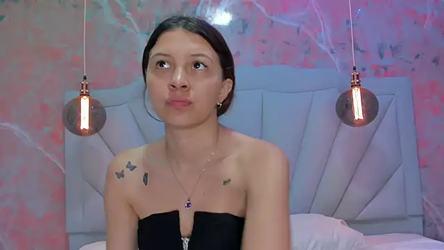 AngelaaCute  online show from 01/09/25, 12:19