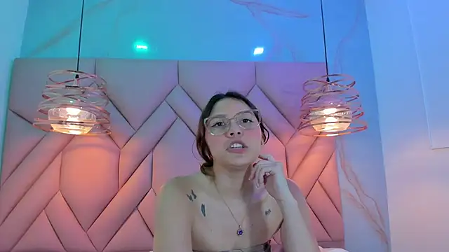 AngelaaCute  online show from 01/21/25, 12:07