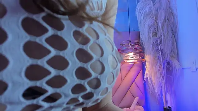 AngelaaCute  online show from 02/19/25, 03:49