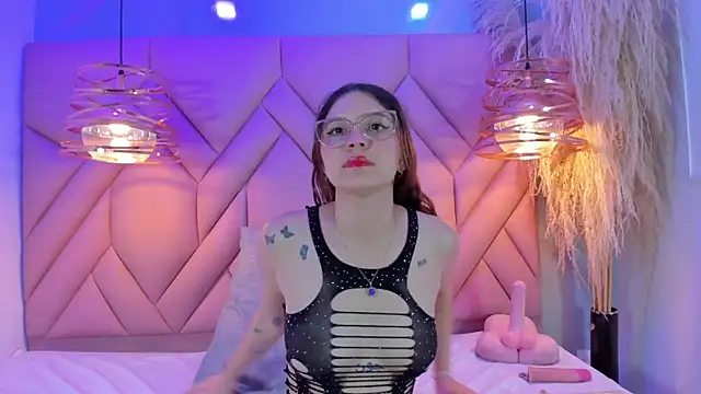 AngelaaCute  online show from 03/18/25, 03:31