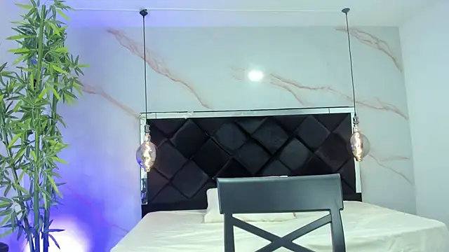 AngelaaCute  online show from 10/07/25, 12:13