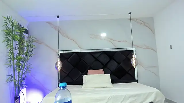 AngelaaCute  online show from 11/07/25, 12:16