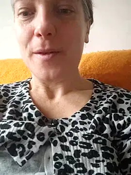 Snapshot of Dark_Angel_22 chatting on 11/24/25, 12:05 Dark Angel 22 online show from 11/24/25, 12:05