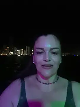 Snapshot of Taniabonet chatting on 03/04/25, 03:22 Taniabonet online show from 03/04/25, 03:22