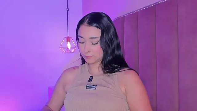 Snapshot of Kate_bale chatting on 11/19/25, 07:36 Kate bale online show from 11/19/25, 07:36