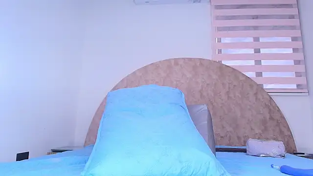 anisha x online show from 07/15/26, 07:19