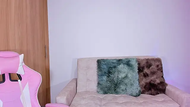 annika taylor online show from 01/18/25, 11:11