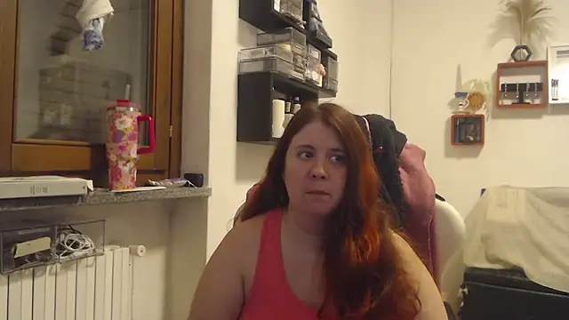 Snapshot of valerysexy chatting on 09/27/25, 10:04 valerysexy online show from 09/27/25, 10:04