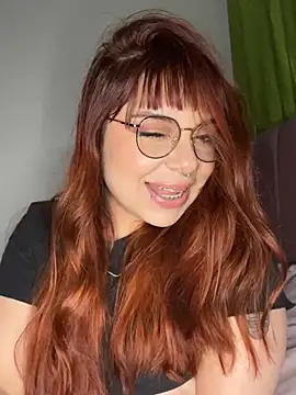 Snapshot of NatyOlson chatting on 02/04/25, 05:53 NatyOlson online show from 02/04/25, 05:53