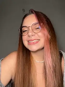 NatyOlson online show from 09/10/25, 06:46