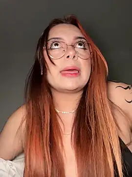 Snapshot of NatyOlson chatting on 11/23/25, 02:44 NatyOlson online show from 11/23/25, 02:44