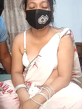 Snapshot of Desi_Best_Anal chatting on 01/26/25, 04:41 Desi Best Anal online show from 01/26/25, 04:41