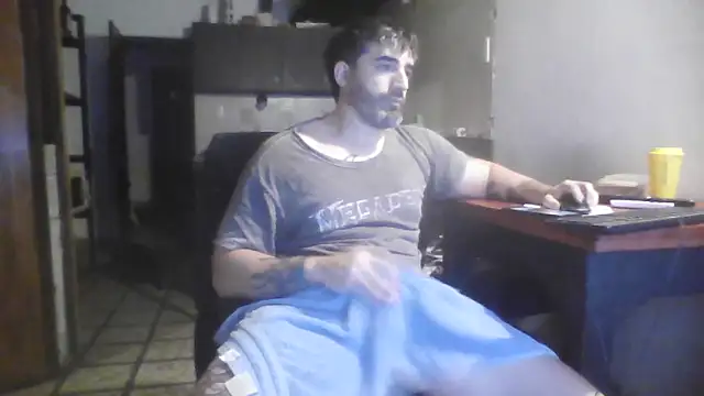 ozzypsico13 online show from 09/25/25, 03:43