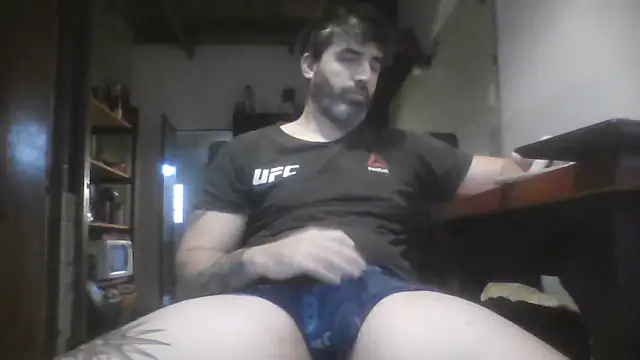 ozzypsico13 online show from 06/06/26, 01:49