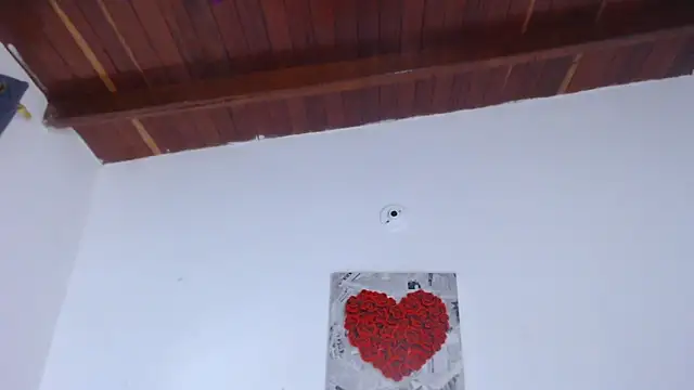 Amara Red online show from 10/01/25, 11:16