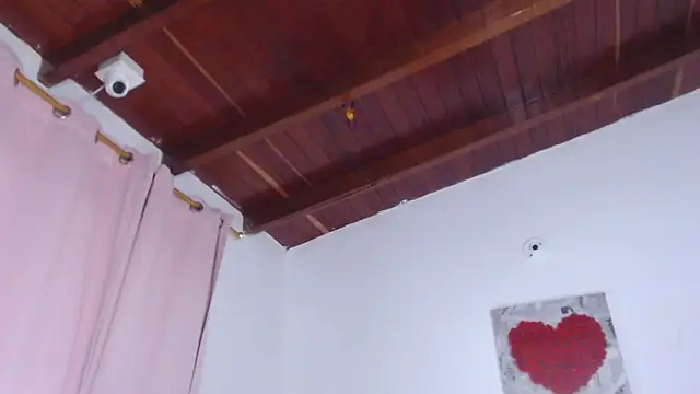 Amara Red online show from 10/24/25, 02:19