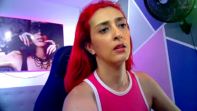 Snapshot of Ruby_Your_Milf chatting on 12/21/24, 07:38 Ruby Your Milf online show from 12/21/24, 07:38