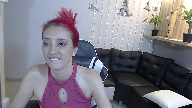 Snapshot of Ruby_Your_Milf chatting on 01/10/25, 02:25 Ruby Your Milf online show from 01/10/25, 02:25