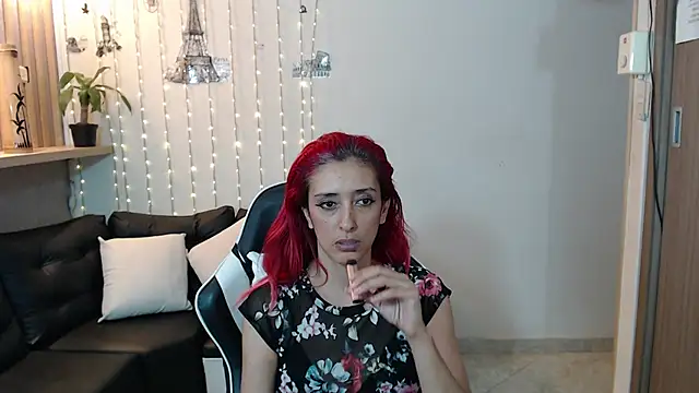 Snapshot of Ruby_Your_Milf chatting on 01/30/25, 11:24 Ruby Your Milf online show from 01/30/25, 11:24