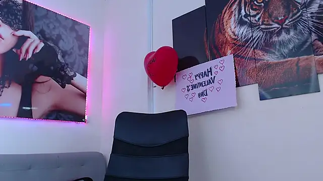 Snapshot of Ruby_Your_Milf chatting on 02/15/25, 12:37 Ruby Your Milf online show from 02/15/25, 12:37