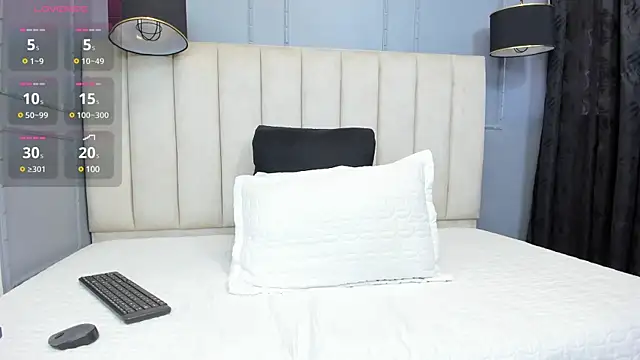  karla Brunette  online show from 03/10/25, 07:29