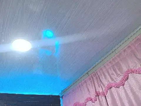 loren tits24 online show from 12/23/24, 11:49