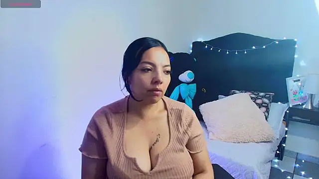 loren tits24 online show from 06/09/26, 08:42