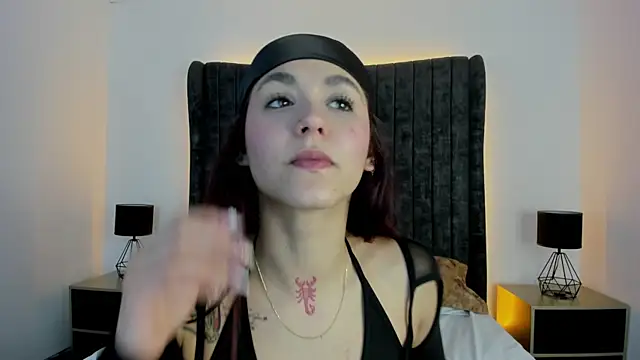 AnnyCherry  online show from 09/30/25, 10:04