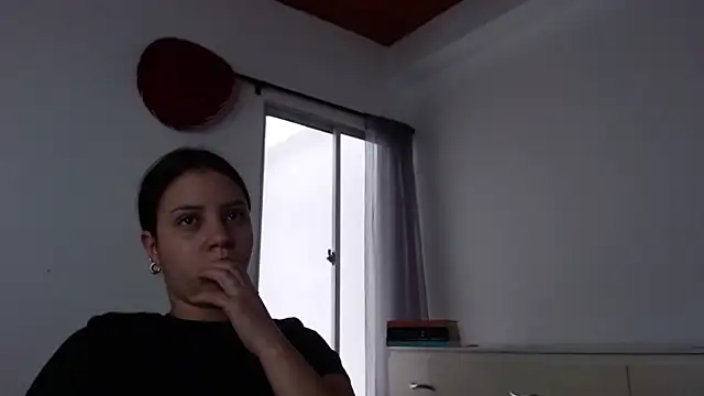 melody  bleir online show from 04/09/26, 05:07