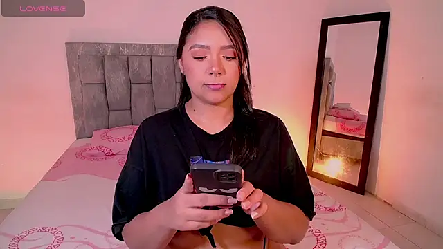 DIANEE 01 online show from 02/22/26, 01:18