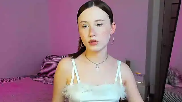 Snapshot of Stella_Sunny chatting on 10/22/25, 06:07 Stella Sunny online show from 10/22/25, 06:07