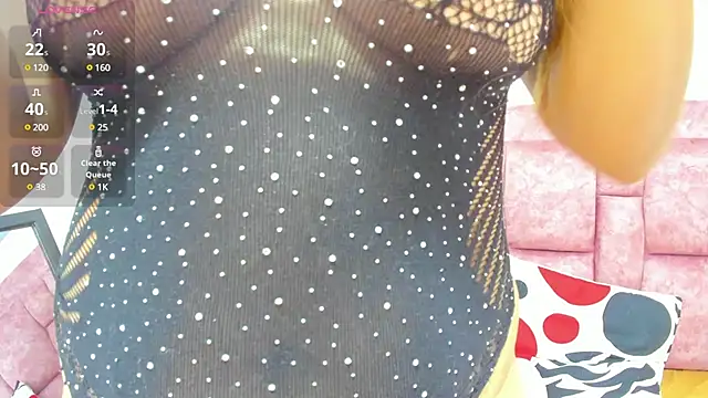 Snapshot of Ana_star_ chatting on 02/19/25, 12:33 Ana star online show from 02/19/25, 12:33