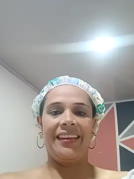 Snapshot of Ana_star_ chatting on 03/14/25, 11:22 Ana star online show from 03/14/25, 11:22