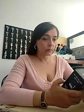 natalie cowens online show from 01/30/25, 07:26