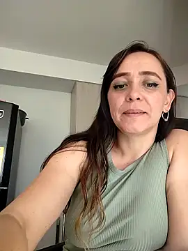 natalie cowens online show from 02/15/25, 09:04