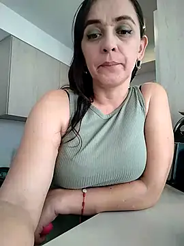 natalie cowens online show from 03/08/25, 09:51