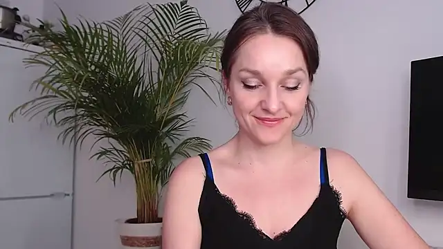 AliciaDesire online show from 02/11/25, 10:37
