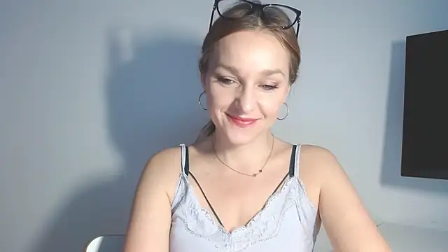 AliciaDesire online show from 02/20/26, 06:48