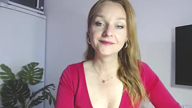 AliciaDesire online show from 05/06/26, 06:08