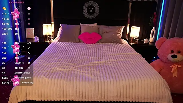 KitnissKiss online show from 01/22/25, 04:34