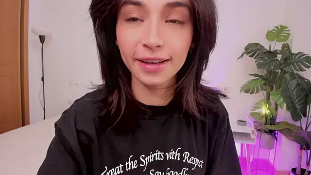 Snapshot of Adriennesexxx chatting on 01/05/25, 05:41 Adriennesexxx online show from 01/05/25, 05:41