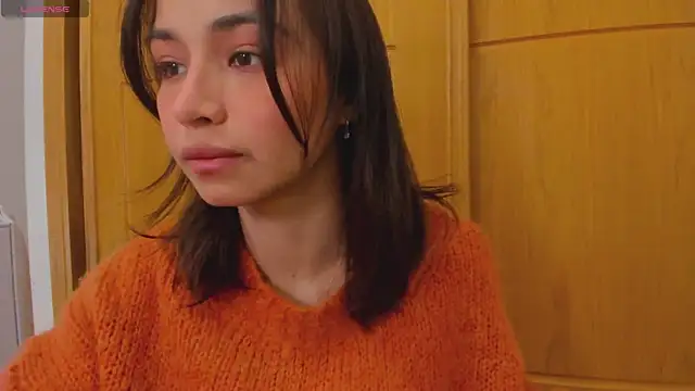 Snapshot of Adriennesexxx chatting on 02/03/25, 10:47 Adriennesexxx online show from 02/03/25, 10:47