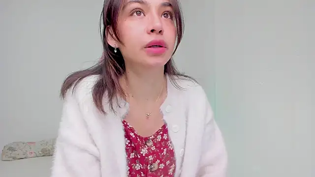 Snapshot of Adriennesexxx chatting on 02/11/25, 11:21 Adriennesexxx online show from 02/11/25, 11:21