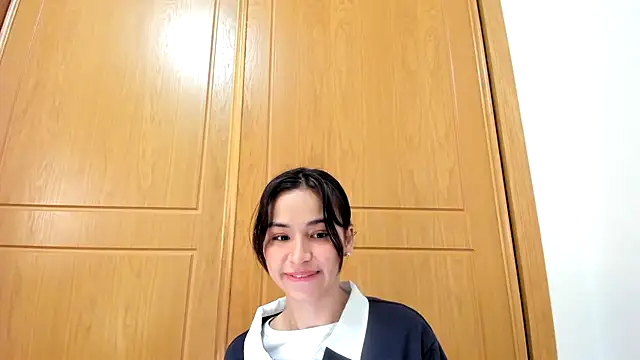 Snapshot of Adriennesexxx chatting on 02/16/25, 12:54 Adriennesexxx online show from 02/16/25, 12:54